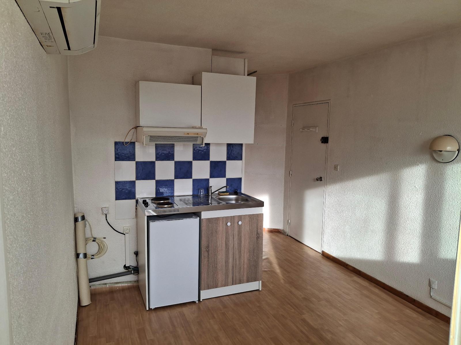 appartement 1 pièces - ST-CYPRIEN