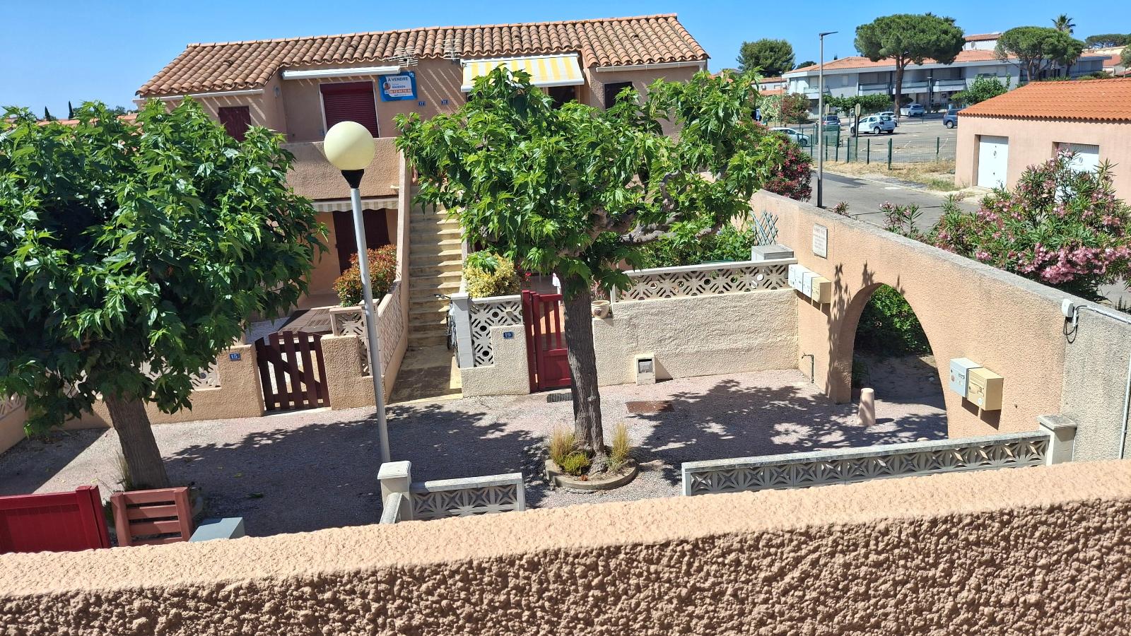 appartement 2 pièces - ST-CYPRIEN